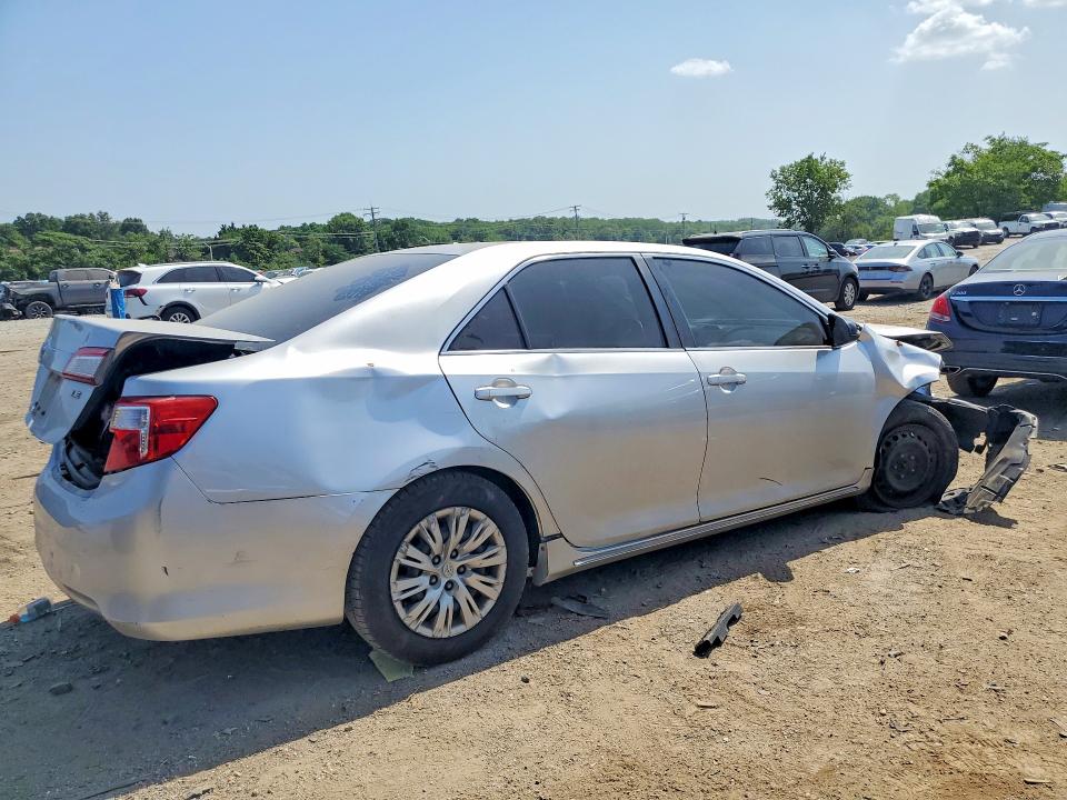 Photo 3 from auction – 2014 TOYOTA CAMRY with VIN 4T4BF1FK5ER339781