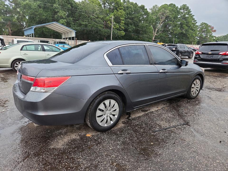 Photo 3 from auction – 2012 HONDA ACCORD with VIN 1HGCP2F39CA013951