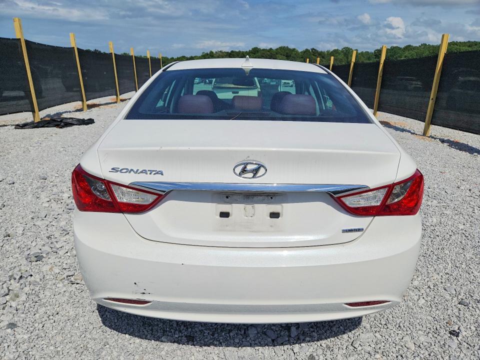 Photo 6 from auction – 2011 HYUNDAI SONATA with VIN 5NPEC4AC2BH029468