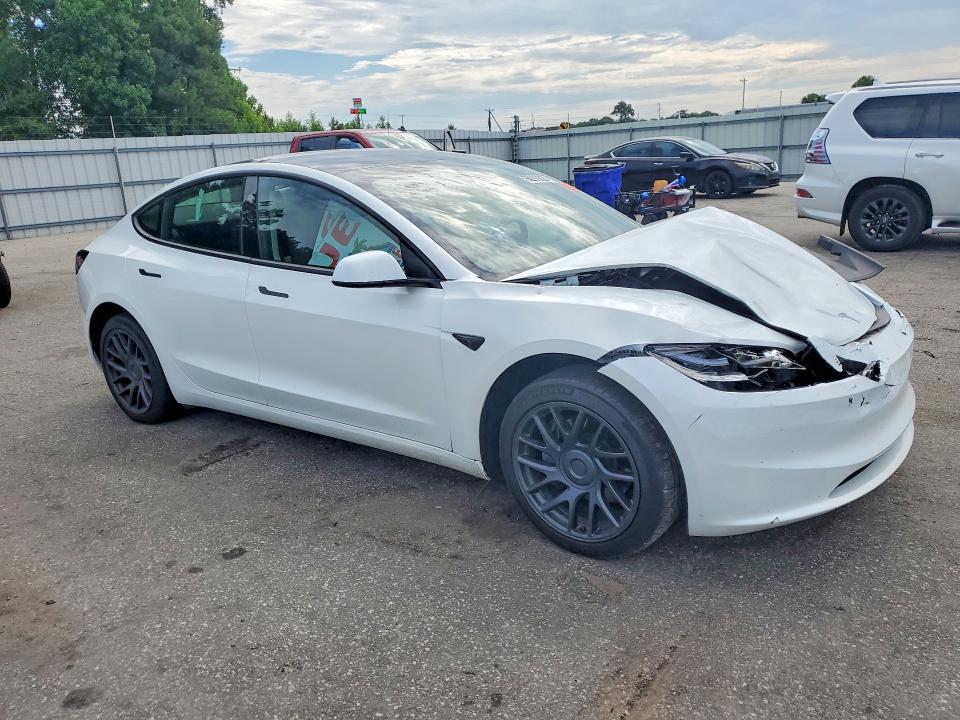 Photo 4 from auction – 2025 TESLA MODEL 3 with VIN 5YJ3E1EA5SF919549