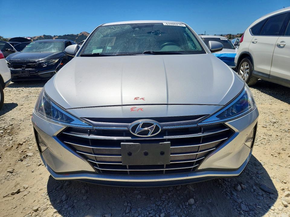 Photo 5 from auction – 2019 HYUNDAI ELANTRA with VIN 5NPD84LF0KH413124