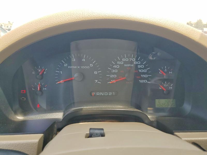 Photo 9 from auction – 2005 FORD F150 with VIN 1FTRW14W15KD94016