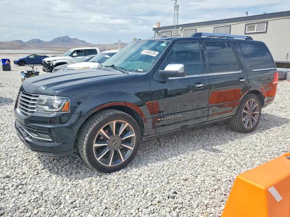 LINCOLN NAVIGATOR 2017 with VIN 5LMJJ2LT2HEL00617 - Photo from auction