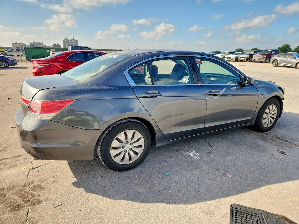 Фото 3 с аукциона – 2012 HONDA ACCORD с VIN 1HGCP2F36CA079227
