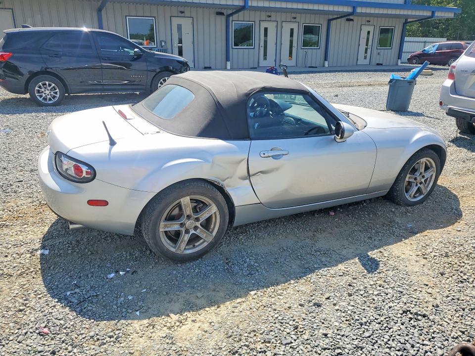 Photo 3 from auction – 2006 MAZDA MX-5 MIATA with VIN JM1NC25F560121346