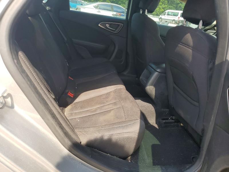 Photo 10 from auction – 2015 CHRYSLER 200 with VIN 1C3CCCAB0FN628615