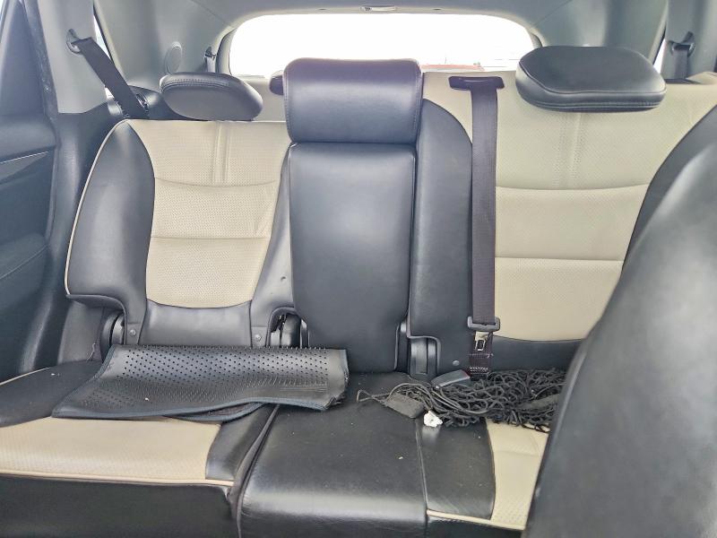Photo 10 from auction – 2012 KIA SORENTO with VIN 5XYKWDA28CG253323