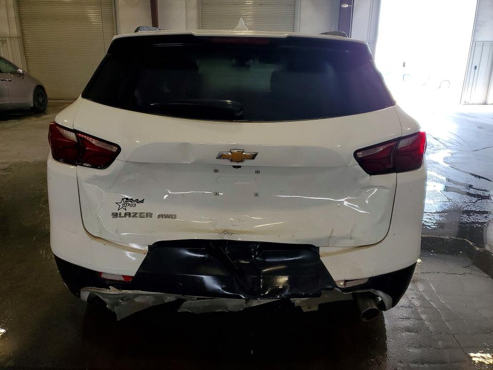 Photo 6 from auction – 2020 CHEVROLET BLAZER with VIN 3GNKBHRS7LS700477