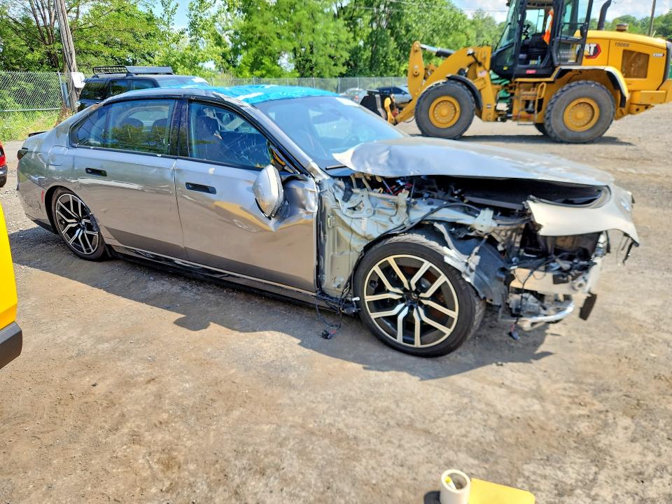 Photo 4 from auction – 2026 BMW I7 with VIN WBY53EJ04TCX59325