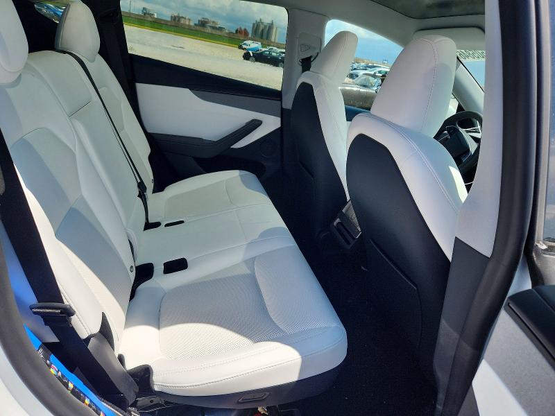 Photo 10 from auction – 2026 TESLA MODEL Y with VIN 7SAYGDEE8TA396999