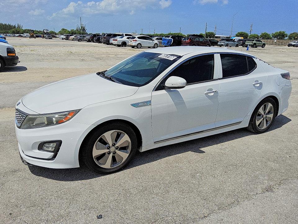 KIA OPTIMA 2016 with VIN KNAGN4AD3G5094135 - Photo from auction