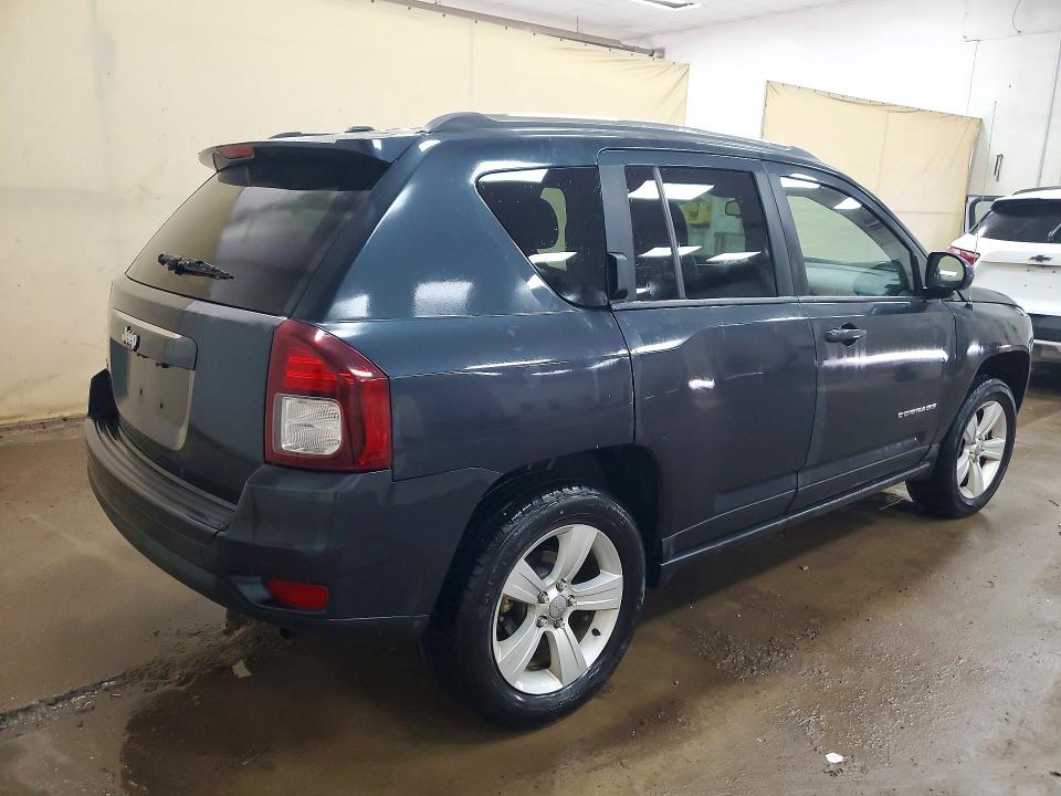 Photo 3 from auction – 2014 JEEP COMPASS with VIN 1C4NJDBB5ED658910