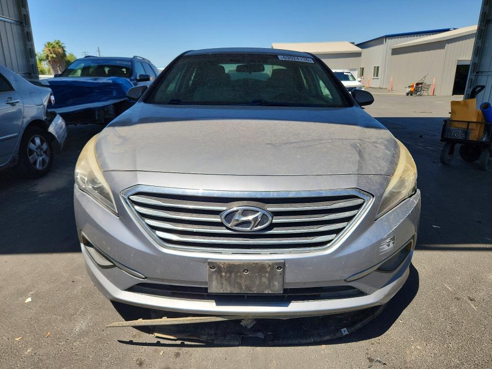 Photo 5 from auction – 2017 HYUNDAI SONATA with VIN 5NPE24AF0HH542479