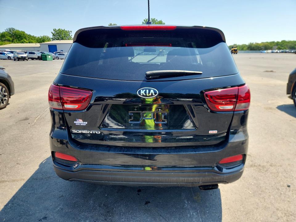 Photo 6 from auction – 2019 KIA SORENTO with VIN 5XYPGDA35KG435152