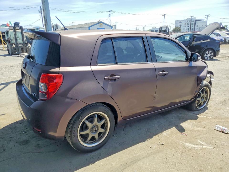 Photo 3 from auction – 2013 SCION XD with VIN JTKKUPB49D1032850