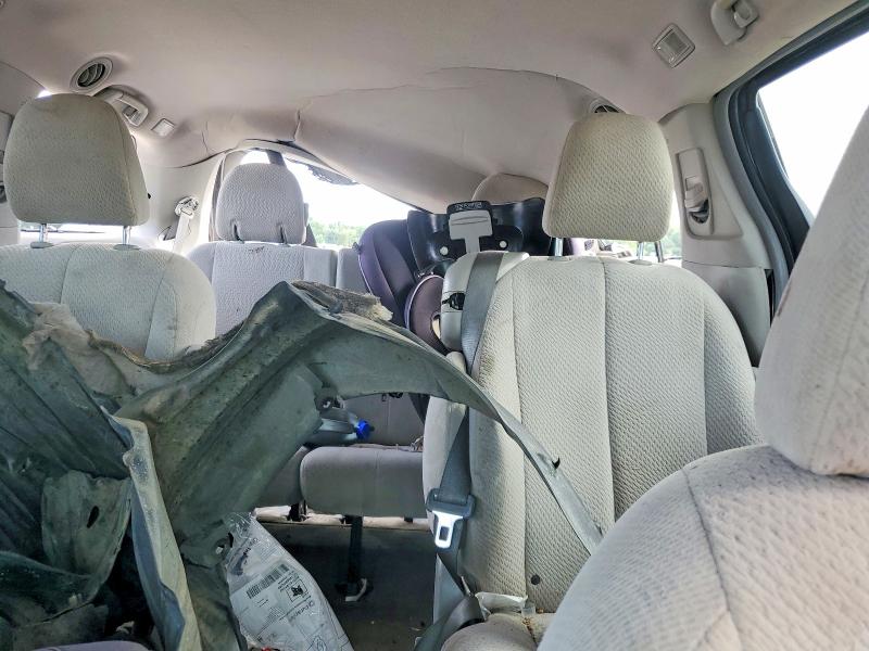 Photo 10 from auction – 2013 TOYOTA SIENNA with VIN 5TDKK3DC3DS366126