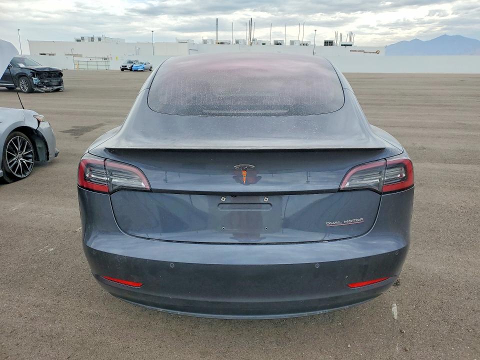 Photo 6 from auction – 2018 TESLA MODEL 3 with VIN 5YJ3E1EB7JF151418