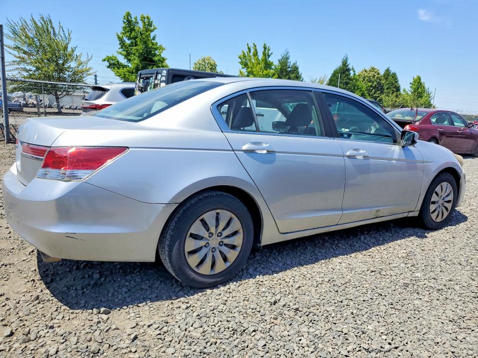 Photo 3 from auction – 2012 HONDA ACCORD with VIN 1HGCP2F32CA214980