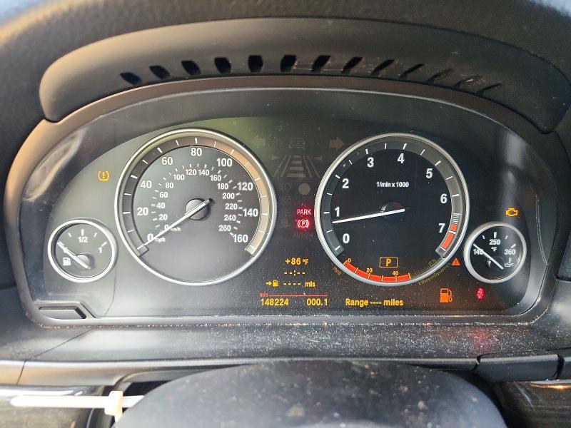Photo 9 from auction – 2011 BMW 550 with VIN WBAFR9C52BC270857