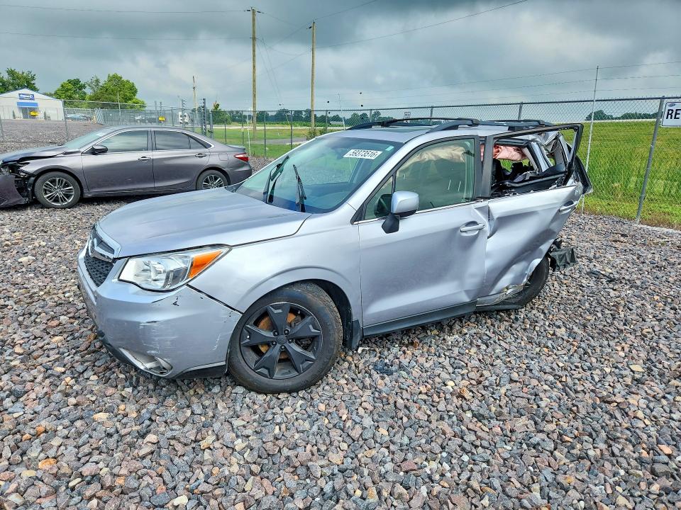 SUBARU FORESTER 2016 with VIN JF2SJAKC6GH406672 - Photo from auction