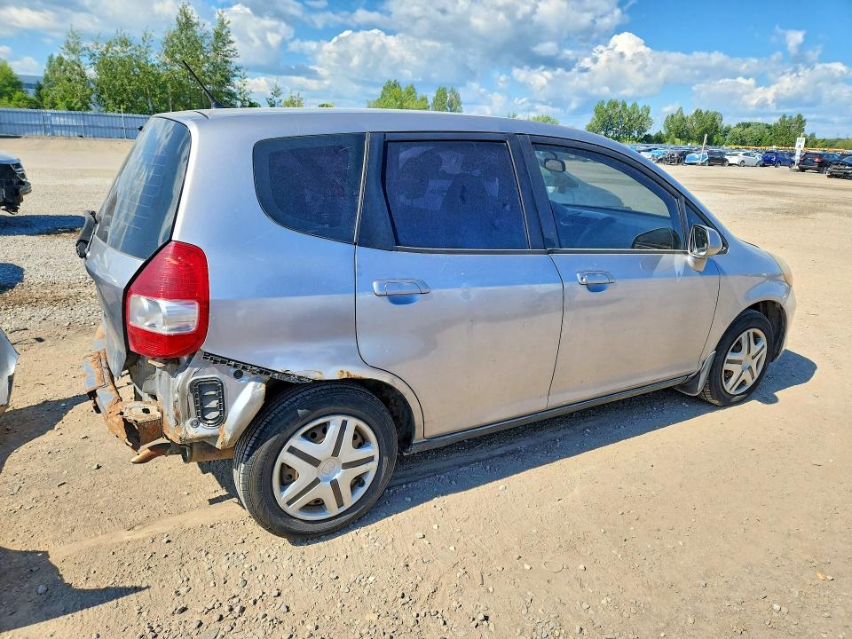 Photo 3 from auction – 2007 HONDA FIT with VIN JHMGD38437S818833