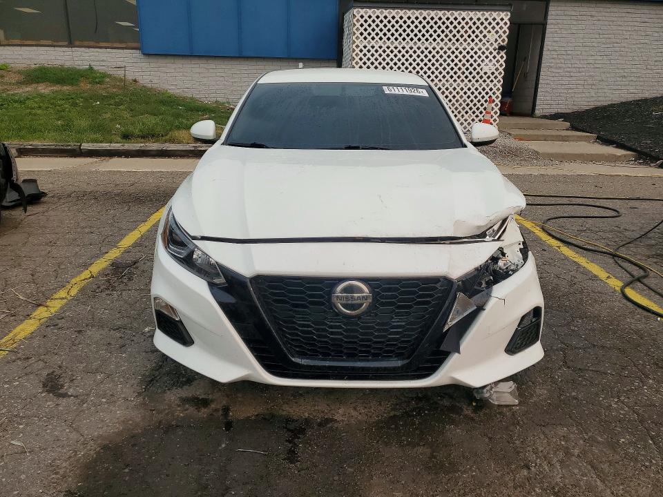 Photo 5 from auction – 2020 NISSAN ALTIMA with VIN 1N4BL4BV5LC283813