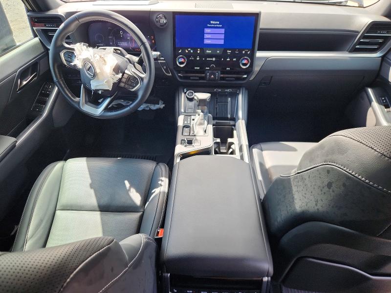 Photo 8 from auction – 2025 LEXUS GX 550 with VIN JTJVBCDX4S5052209