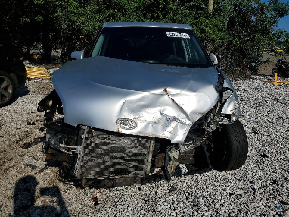 Photo 5 from auction – 2011 KIA SOUL with VIN KNDJT2A27B7261840