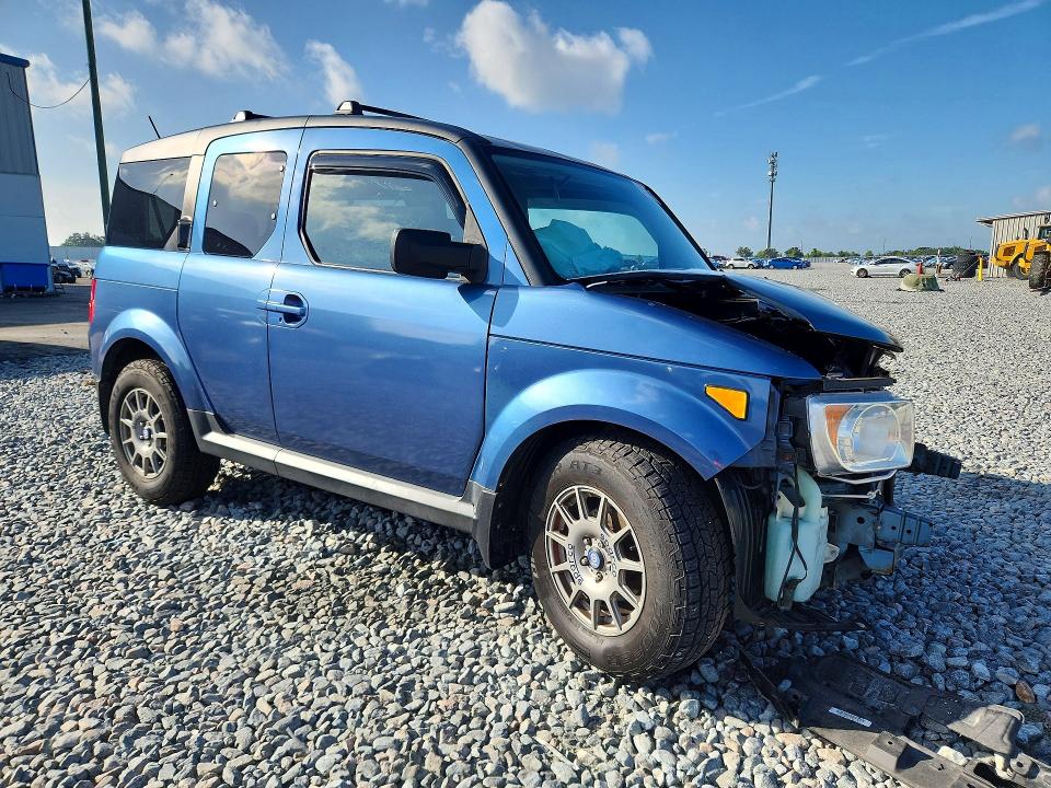 Photo 4 from auction – 2006 HONDA ELEMENT with VIN 5J6YH27726L019970