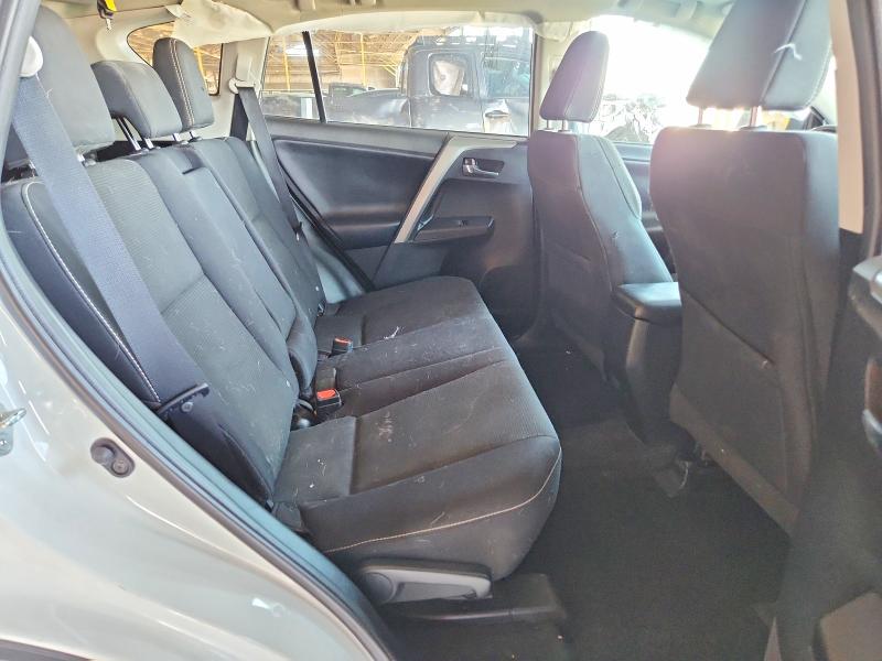 Zdjęcie 10 z aukcji – 2018 TOYOTA RAV4 z VIN 2T3WFREV7JW473232