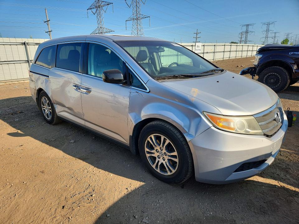 Photo 4 from auction – 2012 HONDA ODYSSEY with VIN 5FNRL5H60CB056904
