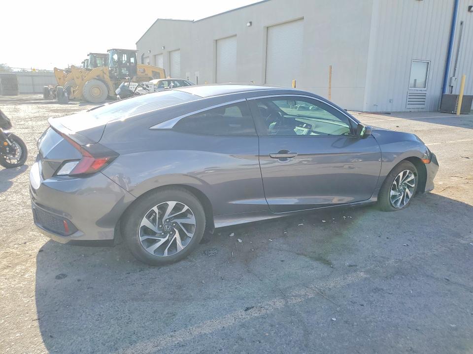 Photo 3 from auction – 2019 HONDA CIVIC with VIN 2HGFC4B62KH308443