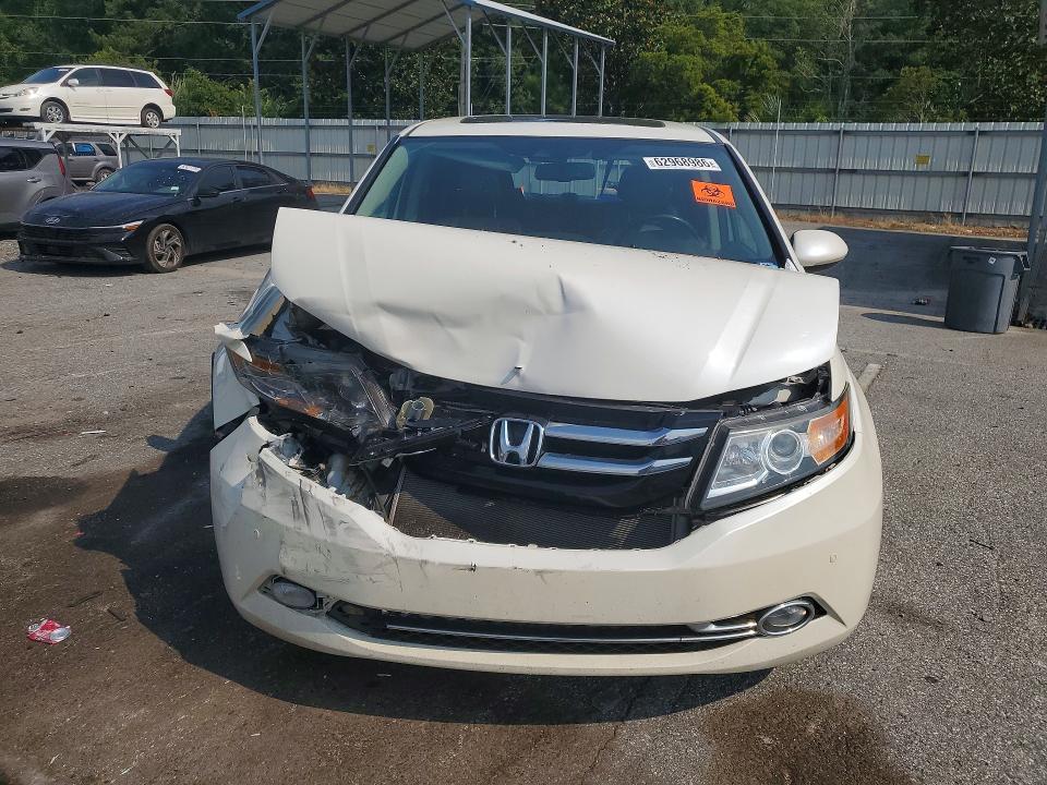 Photo 5 from auction – 2017 HONDA ODYSSEY with VIN 5FNRL5H93HB011537