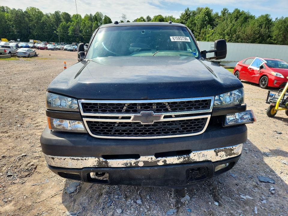 Photo 5 from auction – 2005 CHEVROLET SILVERADO with VIN 1GCHK23U45F825566