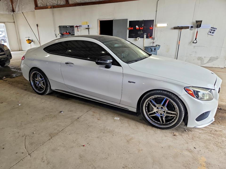 Photo 4 from auction – 2018 MERCEDES-BENZ C with VIN WDDWJ6EB4JF625851