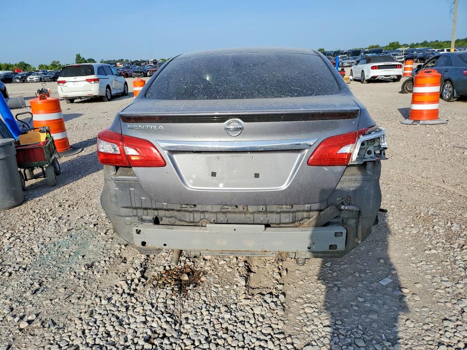 Photo 6 from auction – 2018 NISSAN SENTRA with VIN 3N1AB7AP9JY235641