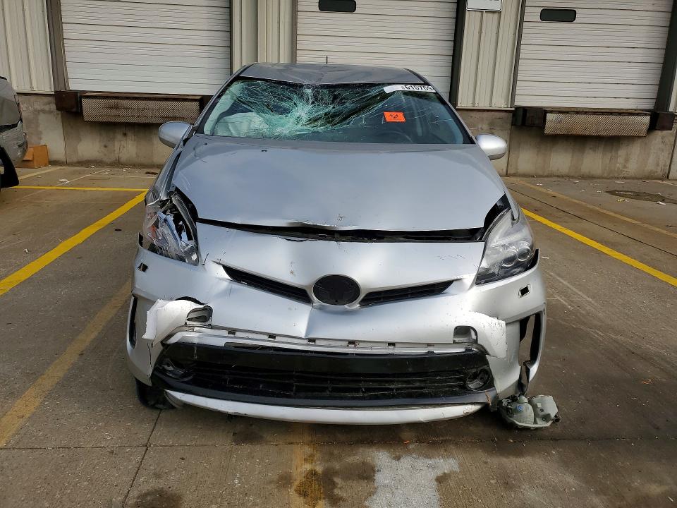Photo 5 from auction – 2013 TOYOTA PRIUS with VIN JTDKN3DU2D5552519