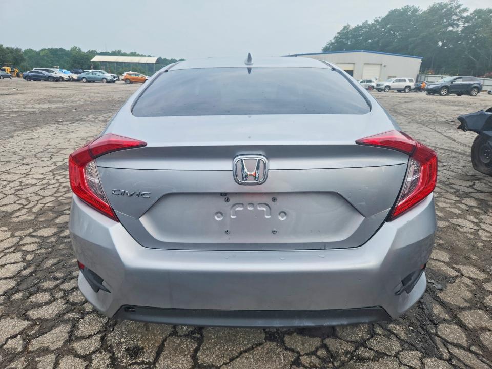 Photo 6 from auction – 2018 HONDA CIVIC with VIN 19XFC2F74JE024943