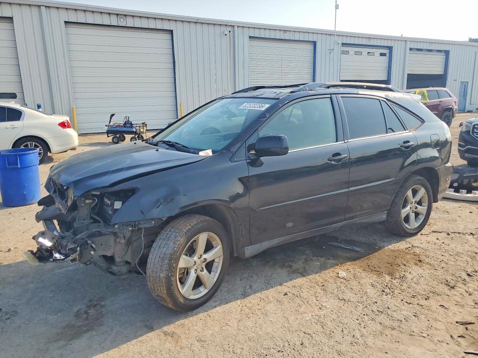 LEXUS RX 2004 مع رقم تعريف المركبة JTJGA31U340013715 - صورة من المزاد