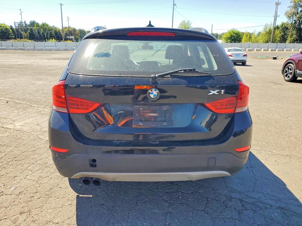 Photo 6 from auction – 2014 BMW X1 with VIN WBAVL1C55EVY16400