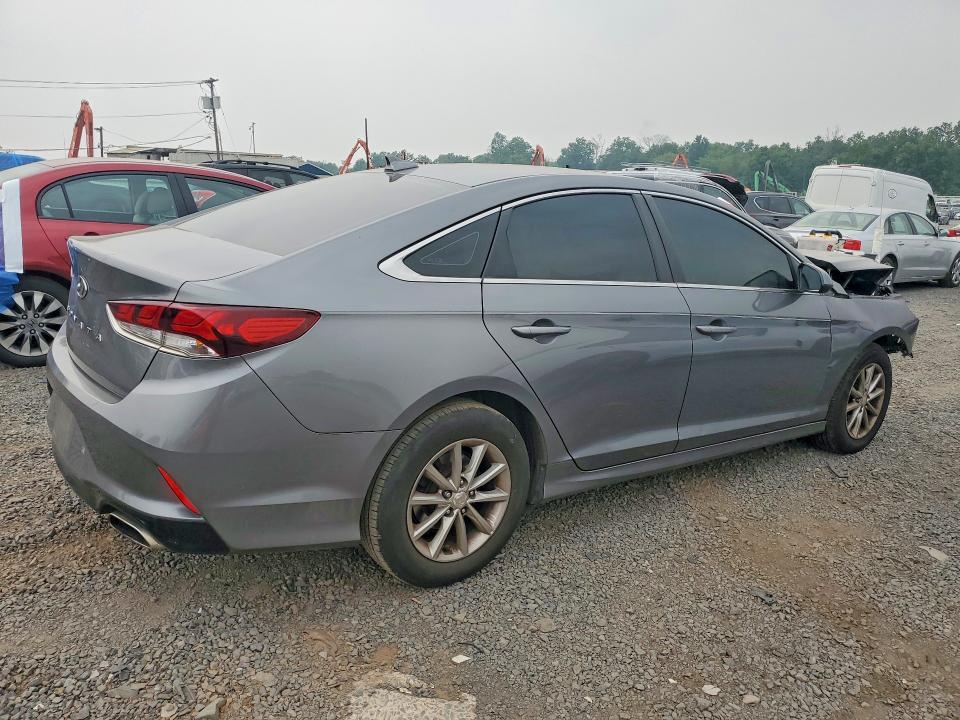 Photo 3 from auction – 2019 HYUNDAI SONATA with VIN 5NPE24AFXKH734130