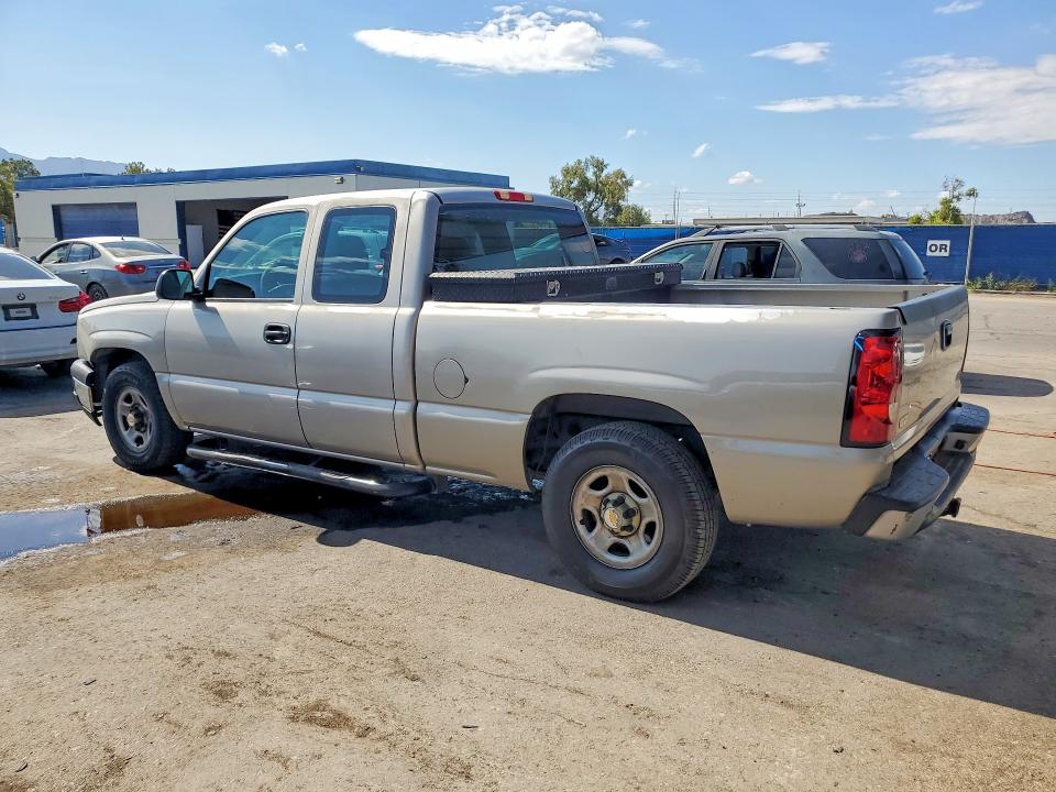Photo 2 from auction – 2004 CHEVROLET SILVERADO with VIN 1GCEC19X84Z345376