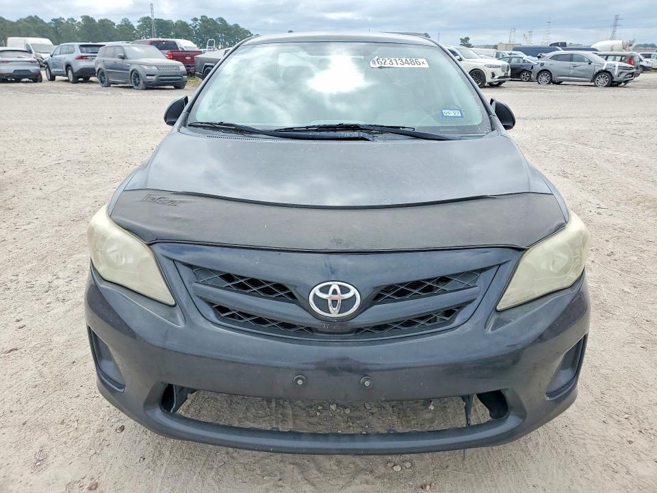 Photo 5 from auction – 2011 TOYOTA COROLLA with VIN 2T1BU4EE3BC587781