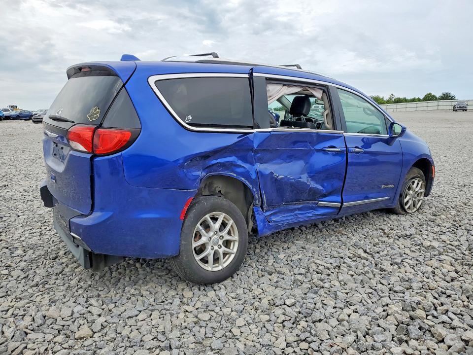 Photo 3 from auction – 2020 CHRYSLER PACIFICA with VIN 2C4RC1BG6LR182666