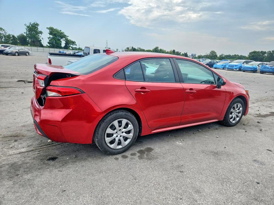 Photo 3 from auction – 2021 TOYOTA COROLLA with VIN 5YFEPMAE8MP195344