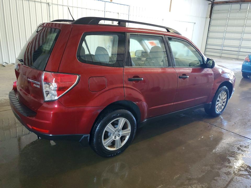 Photo 3 from auction – 2013 SUBARU FORESTER with VIN JF2SHABC9DH402333