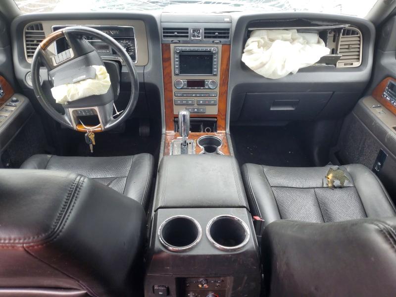 Фото 8 с аукциона – 2012 LINCOLN NAVIGATOR с VIN 5LMJJ3J51CEL08663