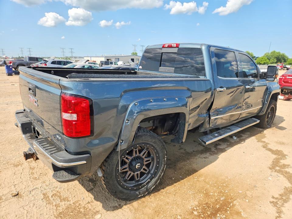 Photo 3 from auction – 2015 GMC SIERRA with VIN 1GT12ZEG1FF159592