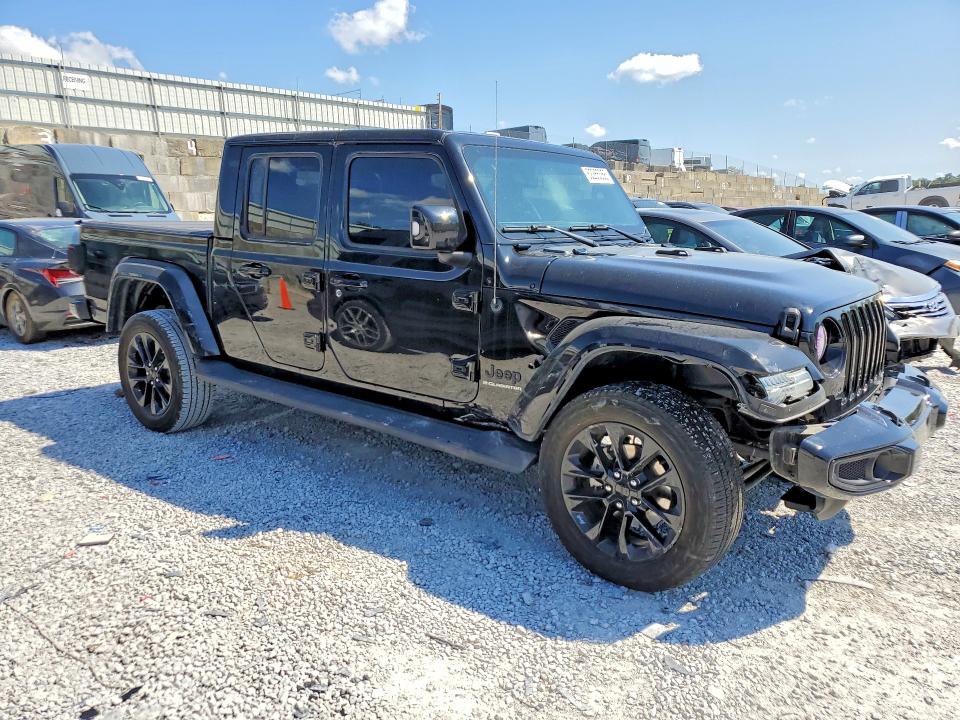 Photo 4 from auction – 2023 JEEP GLADIATOR with VIN 1C6HJTFG0PL574748