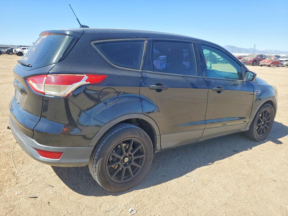Photo 3 from auction – 2014 FORD ESCAPE with VIN 1FMCU0F76EUB09158